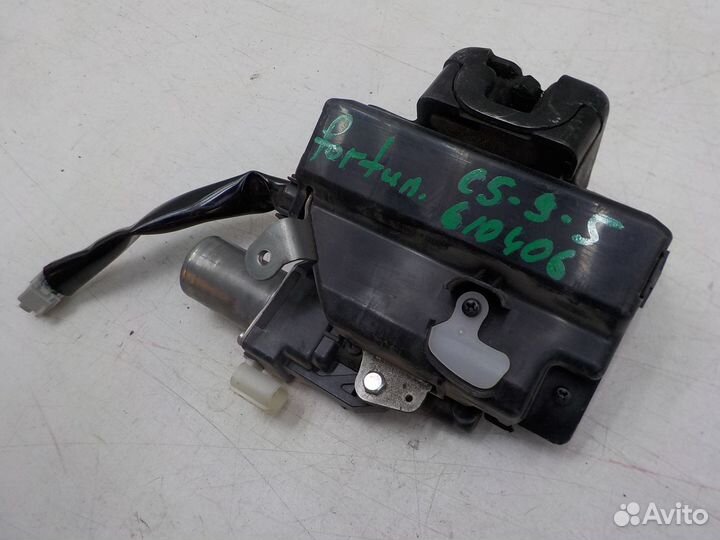 Б/У Б/У Замок багажника 693500K290 toyota