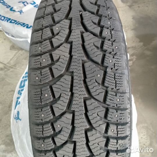 Hankook AH11 225/55 R18