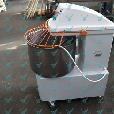 Машина тестомесильная %22мтм-40%22