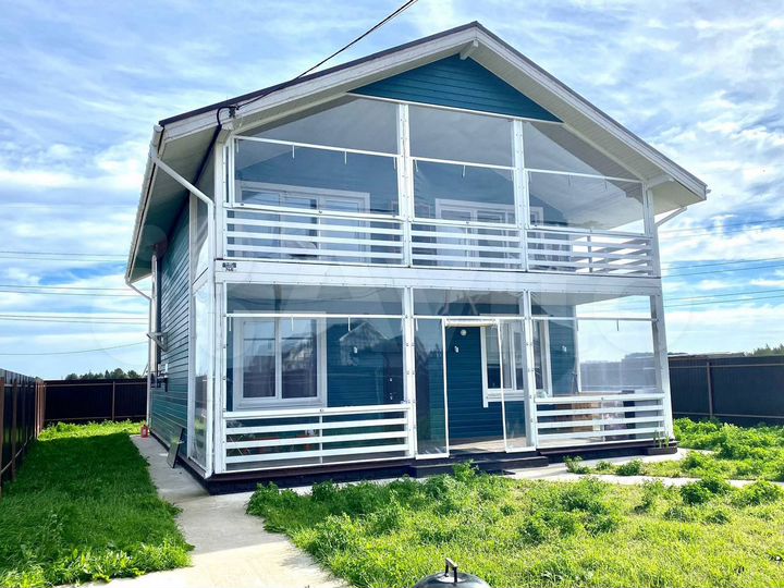 Дом 187 м² на участке 5,5 сот.