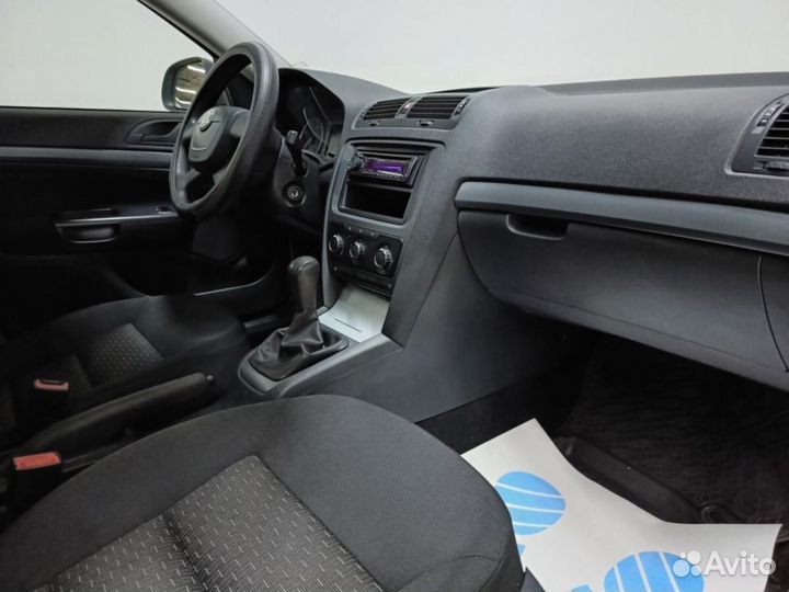 Skoda Octavia 1.6 МТ, 2012, 138 133 км