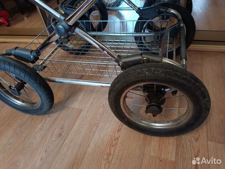 Коляска бу inglesina