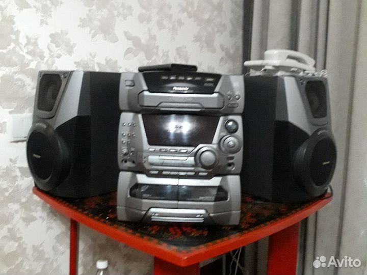 Музыкальный центр