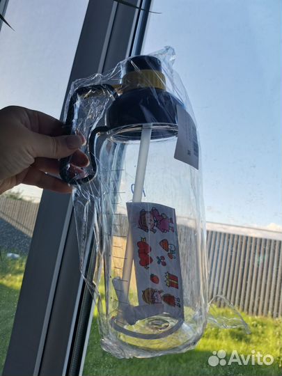 Бутылка для воды спортивная новая 1.8 л