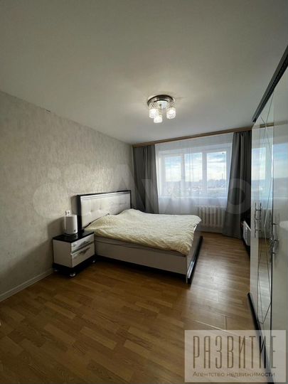 2-к. квартира, 62 м², 8/10 эт.