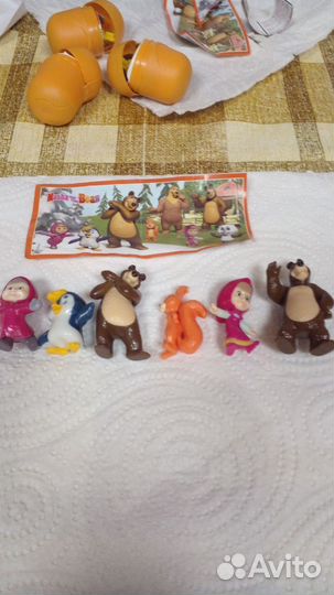 Игрушки из киндера Маша и Медведь