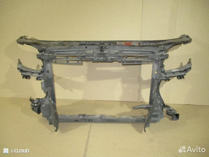 Рамка радиатора на audi A3 8PA AUD