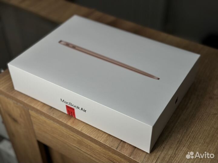 Apple Mac Book Air M1 13' 2020 Gold