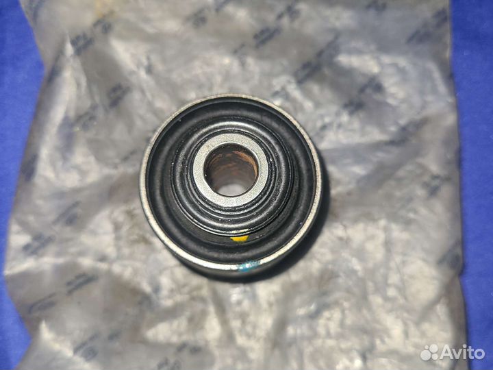 Сайлентблок рычага зад верхнего Hyundai Kia