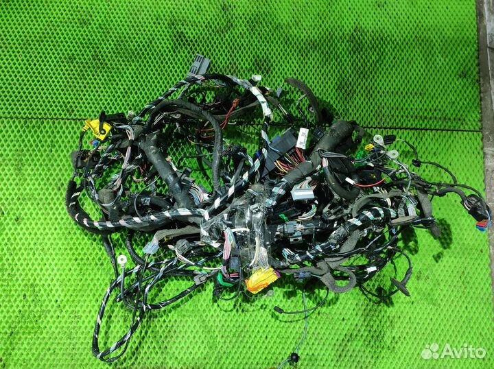 Проводка салона Renault Fluence седан