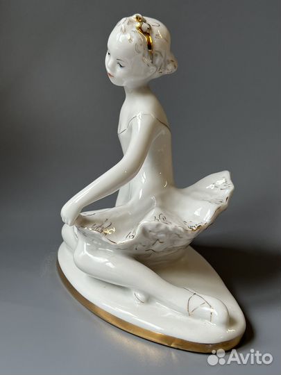 Статуэтка винтажная Юная балерина лфз