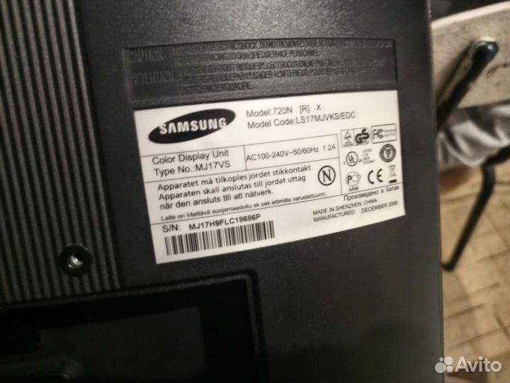 Монитор Samsung syncmaster 720 n