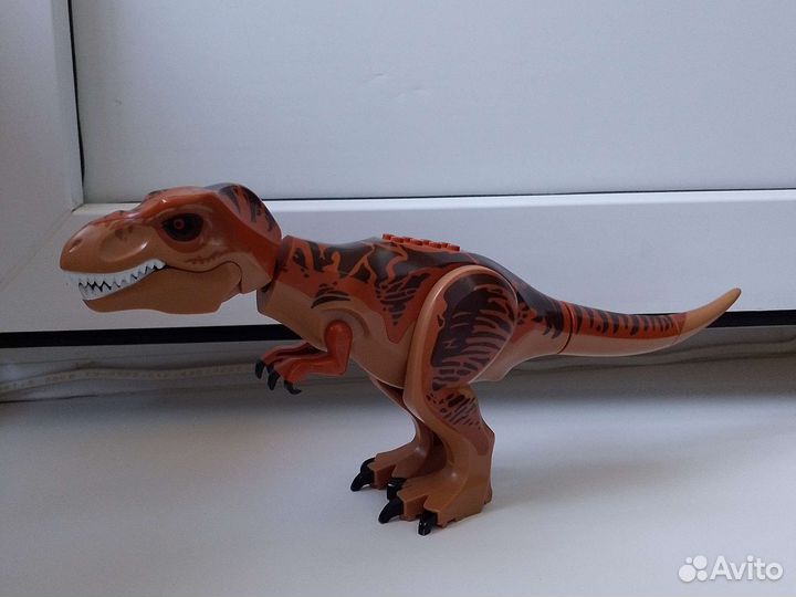 Lego jurassic world Ти-рекс