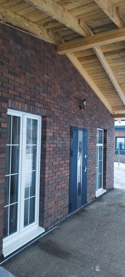 Дом 108 м² на участке 5 сот.