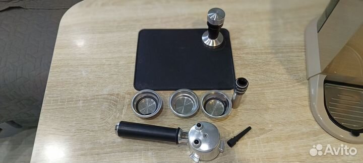 Кофемашина delonghi