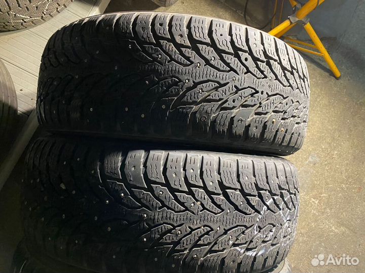 Nokian Tyres Hakkapeliitta 9 SUV 235/55 R20 105T