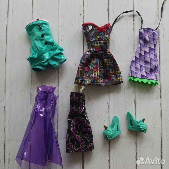 Аутфит и аксессуары Монстер хай/Эвер афтер хай