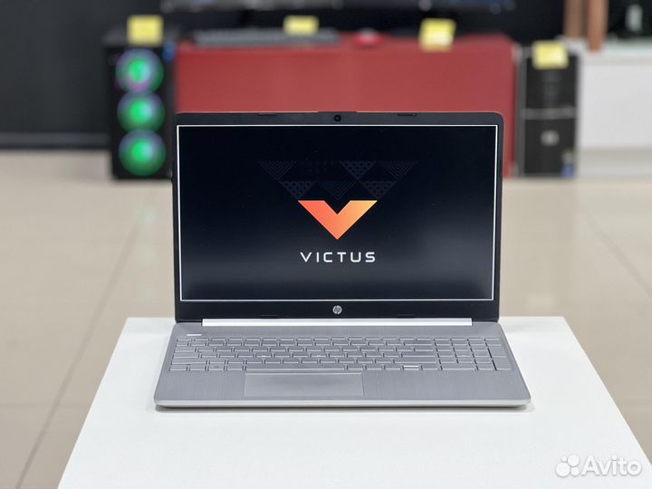 Свежий ноутбук HP Pavilion