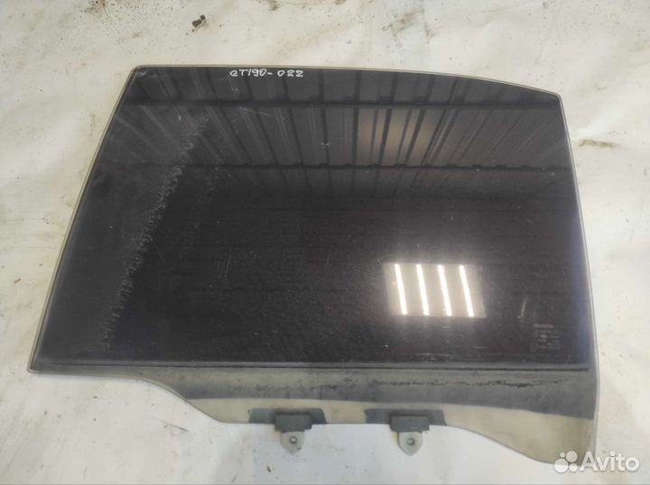 Стекло двери заднее левое toyota corona T190