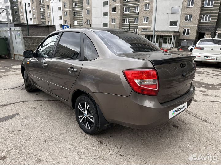 LADA Granta 1.6 МТ, 2013, 99 000 км