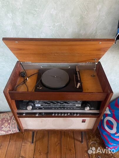 Радиола Rigonda 102