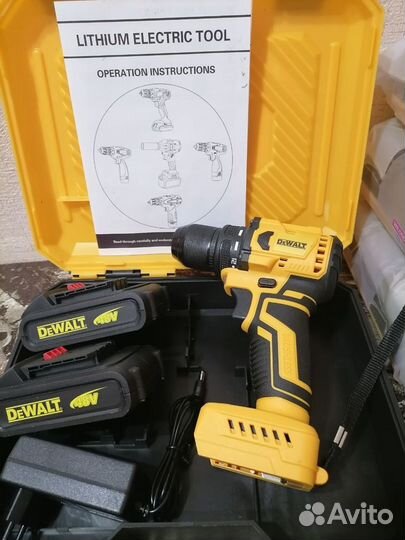 Аккумуляторная дрель шуруповерт dewalt новая