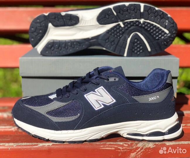 Кроссовки мужские New Balance 2002r