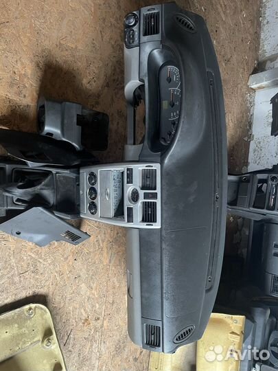 Панель, торпела ваз лада приора в сборе