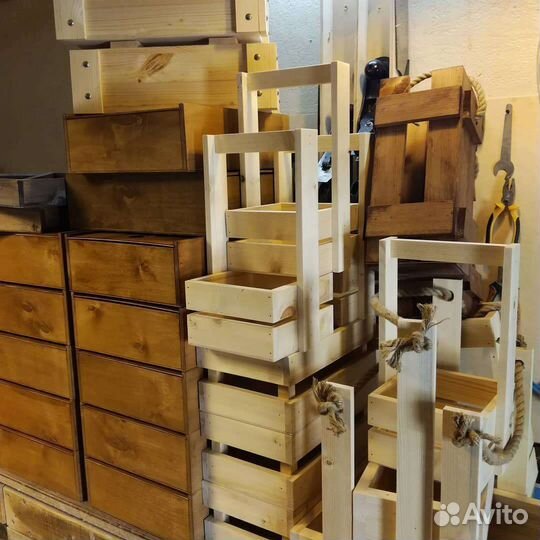 Подарочные ящики и боксы из дерева