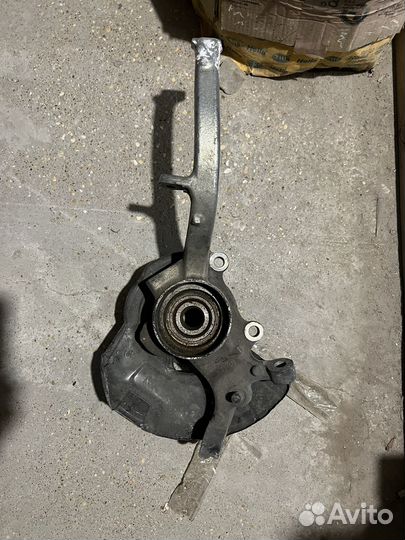 Кулак поворотный w211 L 4-matic