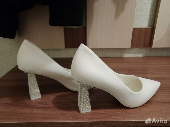 Туфли женские 39 размер
