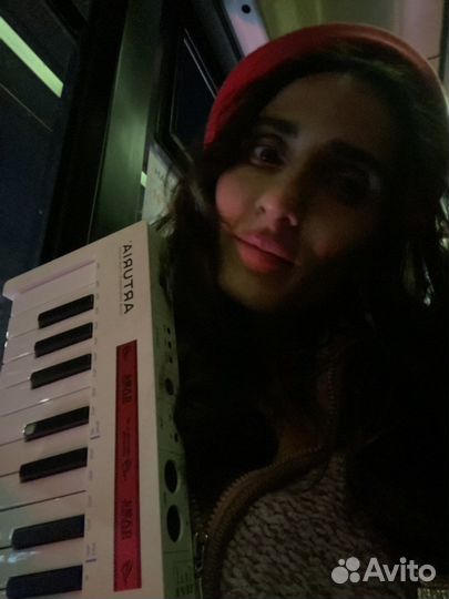 Уроки: фортепиано, синтезатор, пение, импровизация