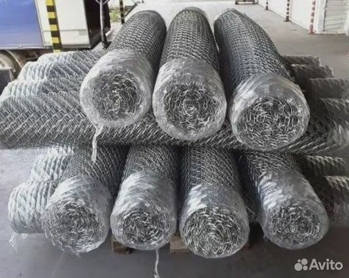 Забор из сетки рабицы