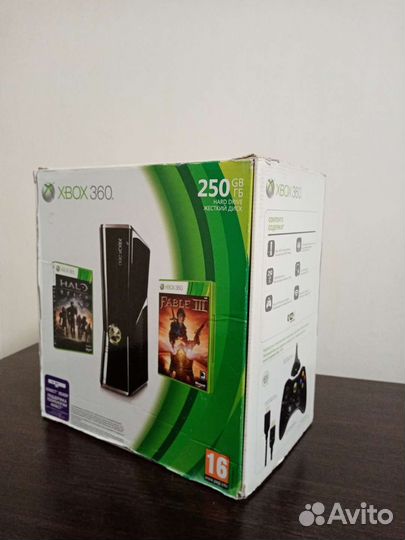 Xbox 360 slim 250gb kinect