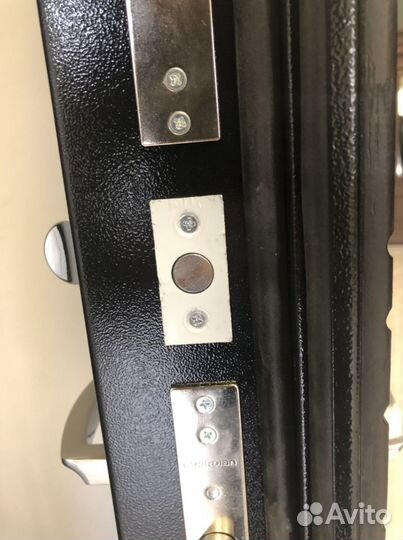 Дверь входная