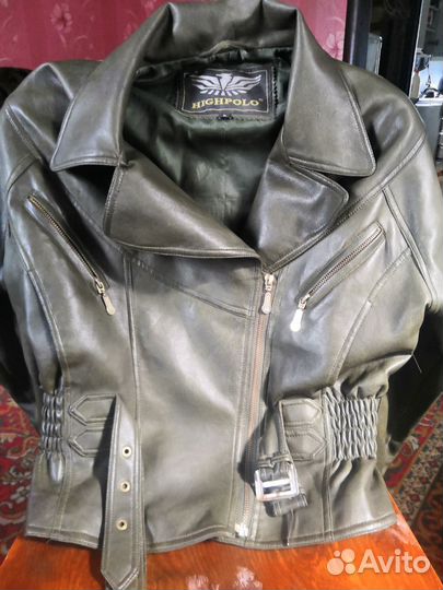 Женская одежда