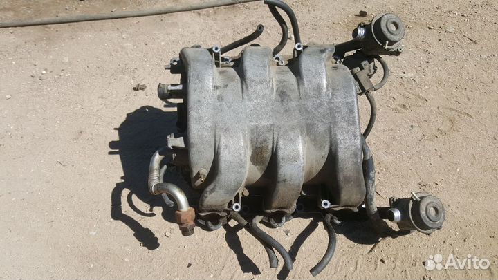 Впускной коллектор m112 3.2 mercedes м112 мерс