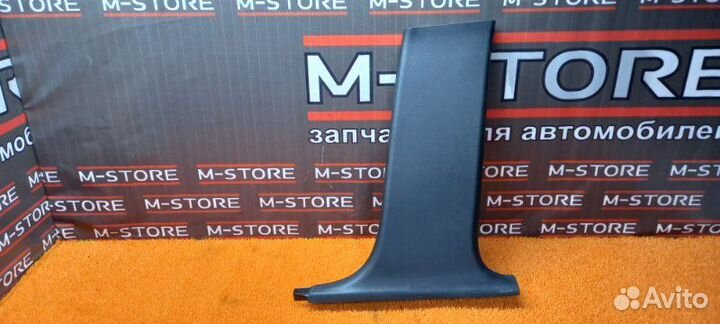 Обшивка стойки правая Audi A4 B7/8E ALT 2007