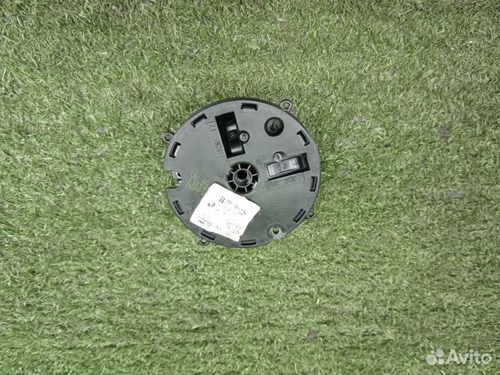 Моторчик регулировки зеркала левый Audi A6 C6 4F