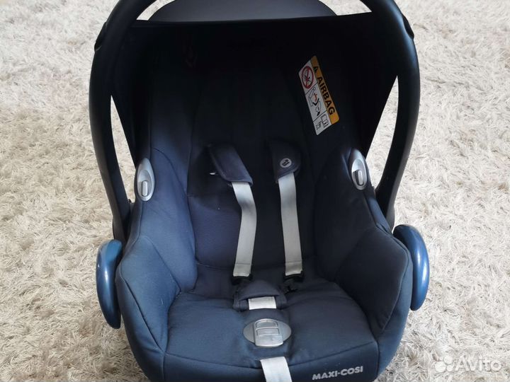 Автолюлька maxi cosi cabriofix с базой isofix