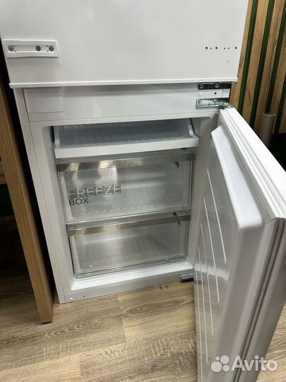 Холодильник Midea mdre353FGF01 No Frost