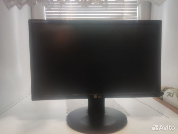 Монитор для компьютера LG