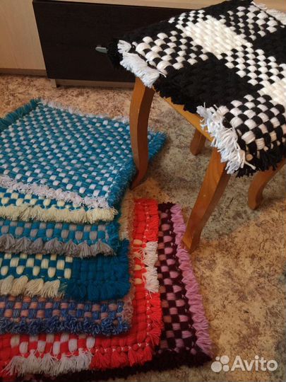 Коврик ручной работы