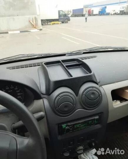 Полка на панель с отсеками LADA Largus, Сандеро1