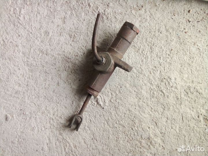 Рабочий тормозной цилиндр заз Запорожец