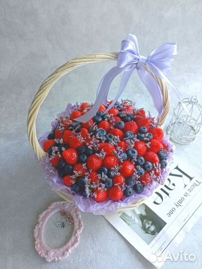 Букеты из клубники ягод