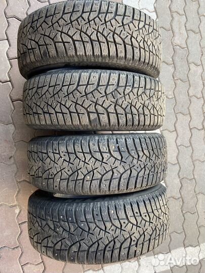 Bridgestone Blizzak Spike-02 195/55 R16