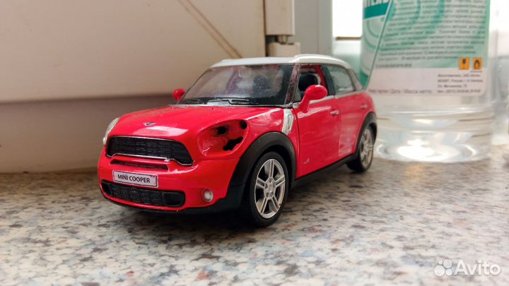 Машинка Мини Купер