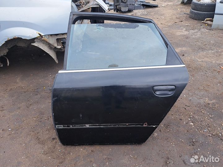 Дверь задний левый Audi A6 C5 седан 1997-2002
