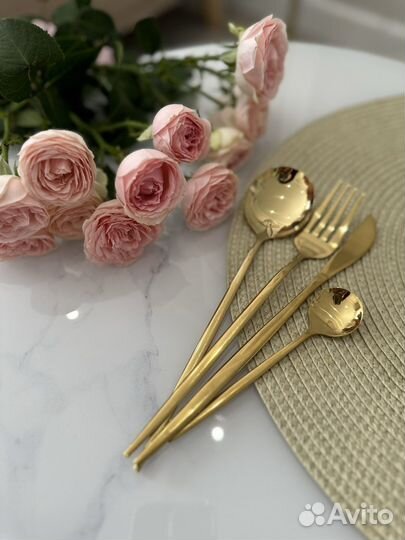 Набор столовых приборов